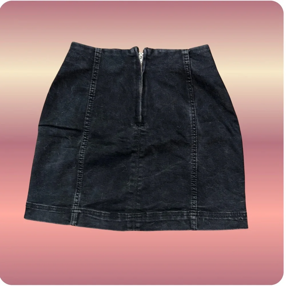 Wild Fable Women’s Black Denim Skirt Size 0